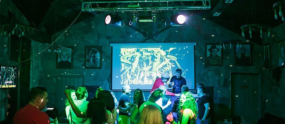 "Альпен Клаб" гостиничный комплекс 4*